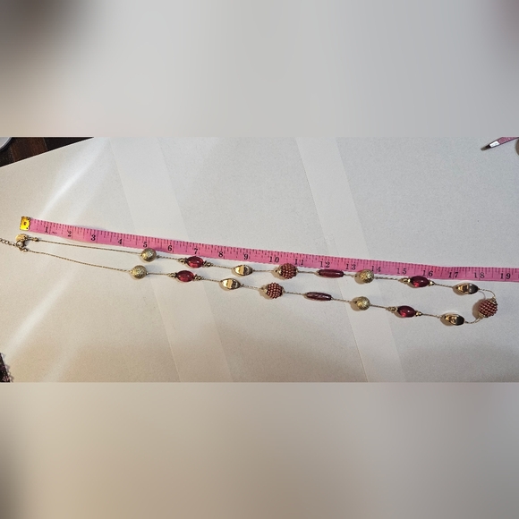 Necklace with Gold and Rust color beads and matching earrings - Picture 5 of 7